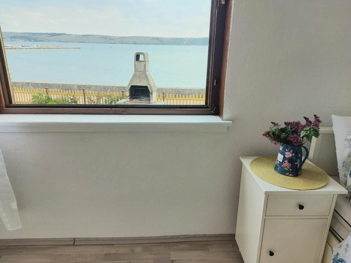 Apartmani Seaview ลิยูบาช ภายนอก รูปภาพ